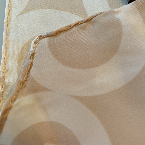 Coach Beige oblong, silk scarf - Picture 4 of 6
